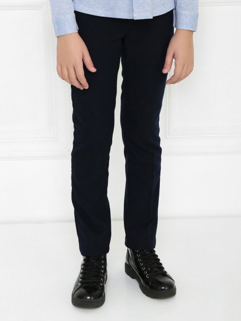 Однотонные брюки с карманами Il Gufo - МодельВерхНиз