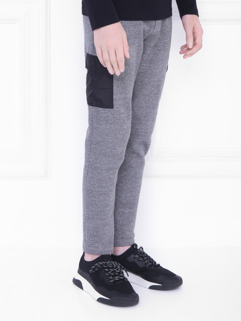 Трикотажные брюки с накладными карманами Bikkembergs - МодельВерхНиз